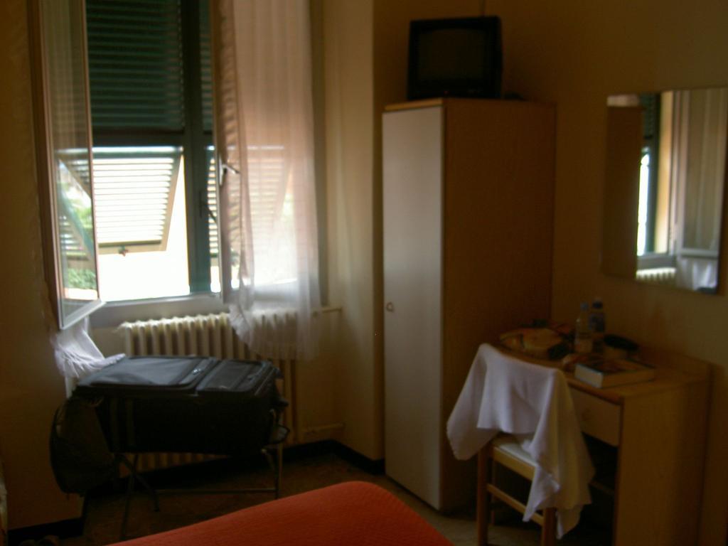 Albergo Kristina Bordighera Rum bild